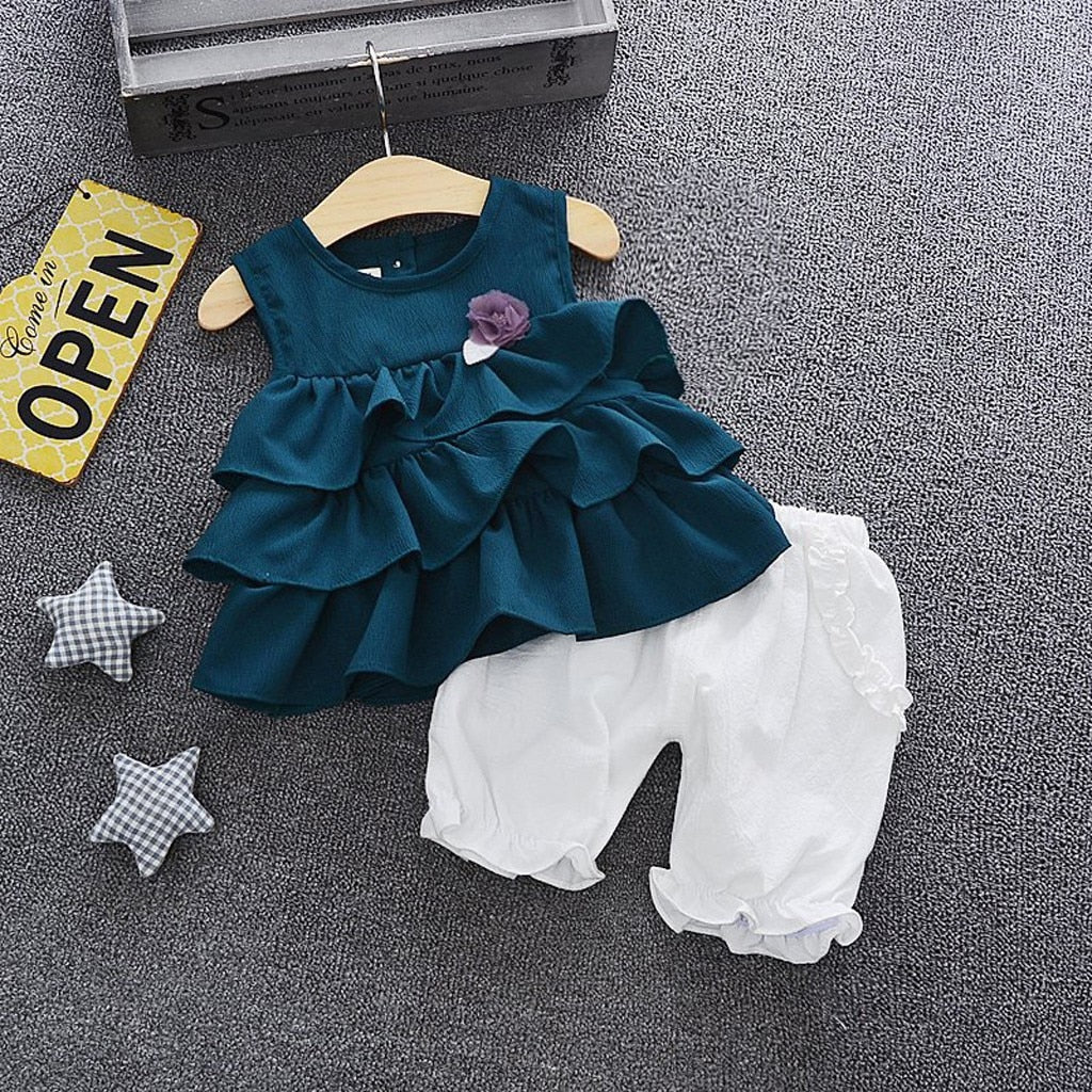 Sleeves Frill Top And Ruched Shorts For Girls